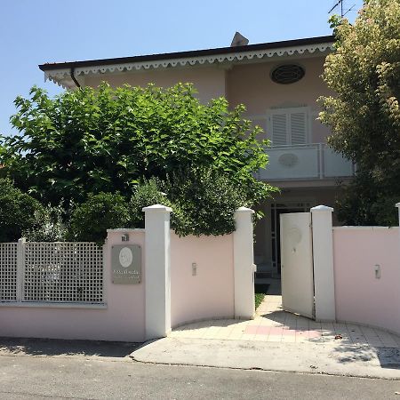Villa Amelia Rooms Marina di Pietrasanta Eksteriør billede