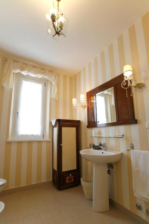 Villa Amelia Rooms Marina di Pietrasanta Værelse billede