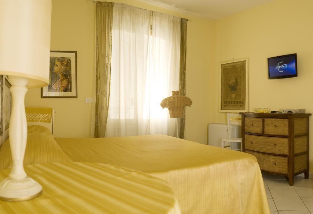 Villa Amelia Rooms Marina di Pietrasanta Eksteriør billede
