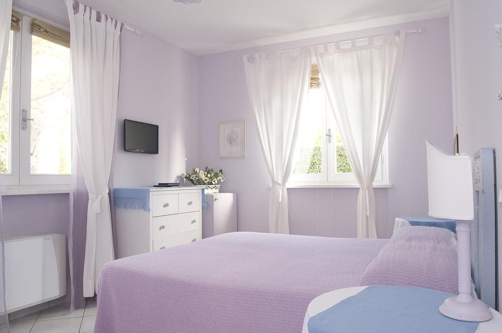 Villa Amelia Rooms Marina di Pietrasanta Eksteriør billede